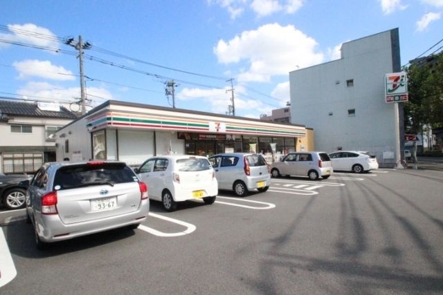 近くに施設あり