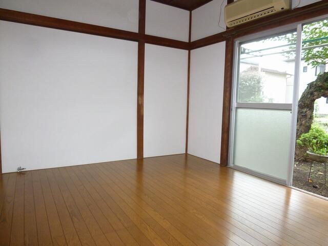 ベッドルーム