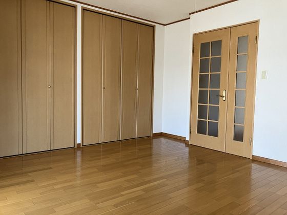 ベッドルーム