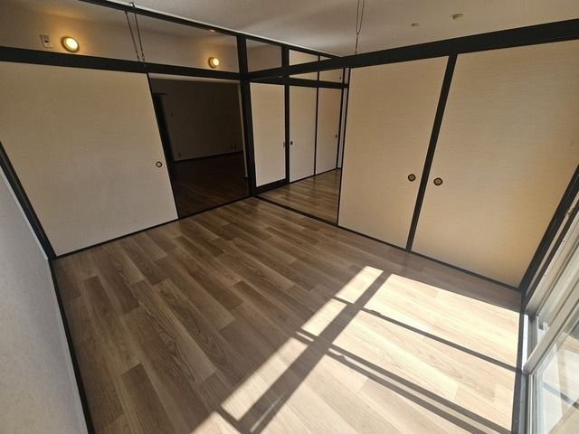 ベッドルーム