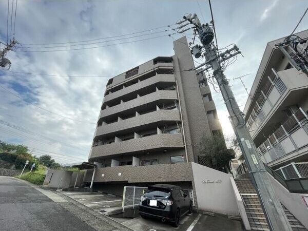 ラフォーレ竹山の外観画像