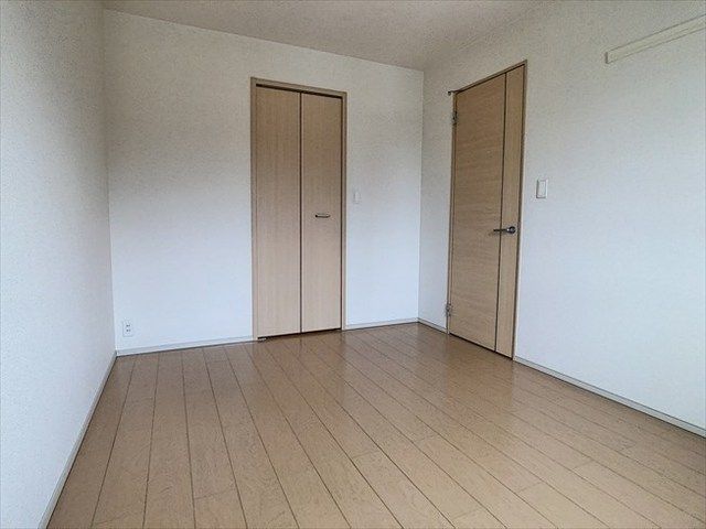 ベッドルーム