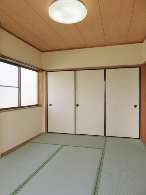 ベッドルーム