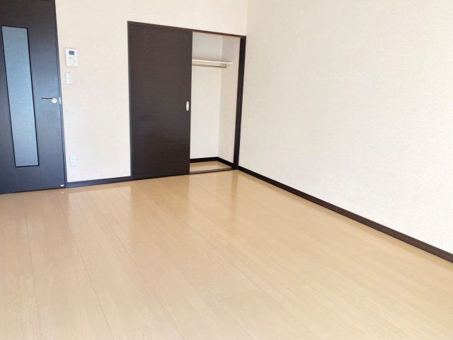 ベッドルーム