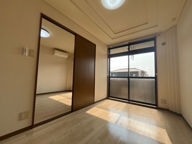 洋室