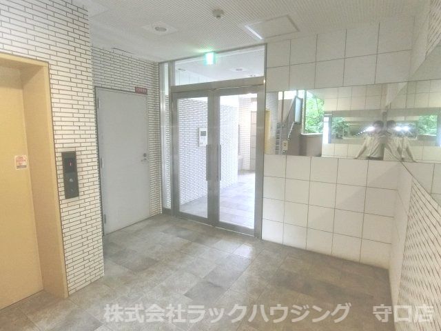 ロビー