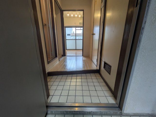 玄関