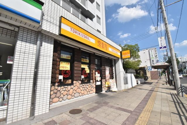 近くに施設あり