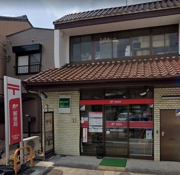 近くに施設あり