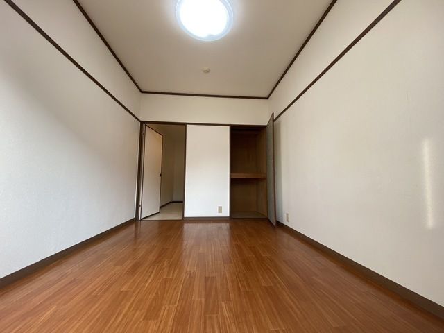 ベッドルーム