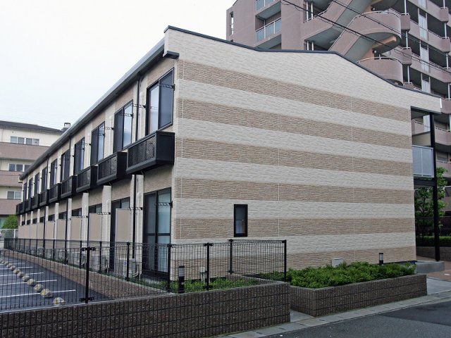 レオパレスMaeda2の外観画像