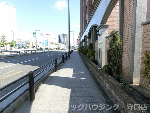 近くに施設あり