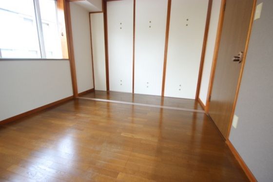 ベッドルーム
