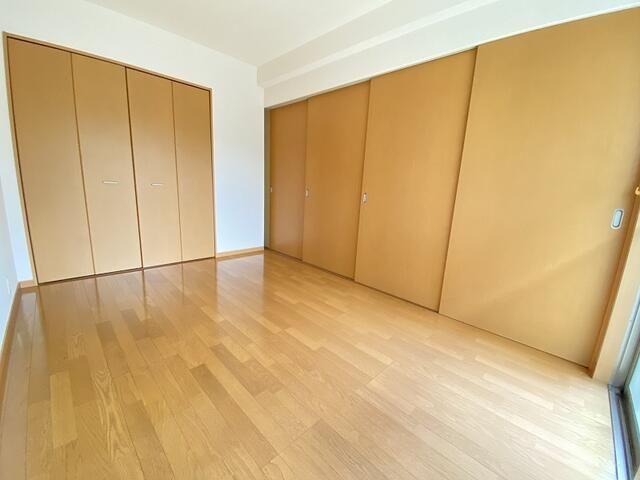 ベッドルーム