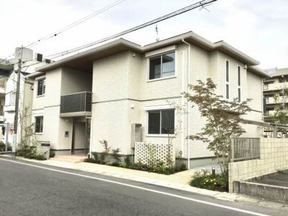 シャーメゾンコンソラータの外観画像