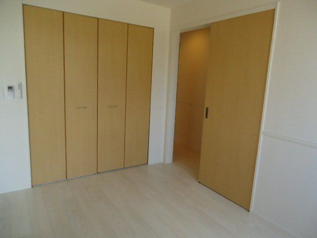 ベッドルーム