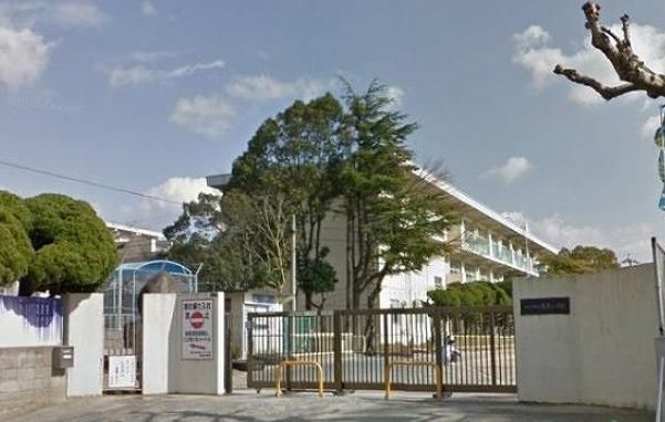 葛原小学校(1800m)