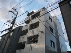 てるおかビルの外観画像