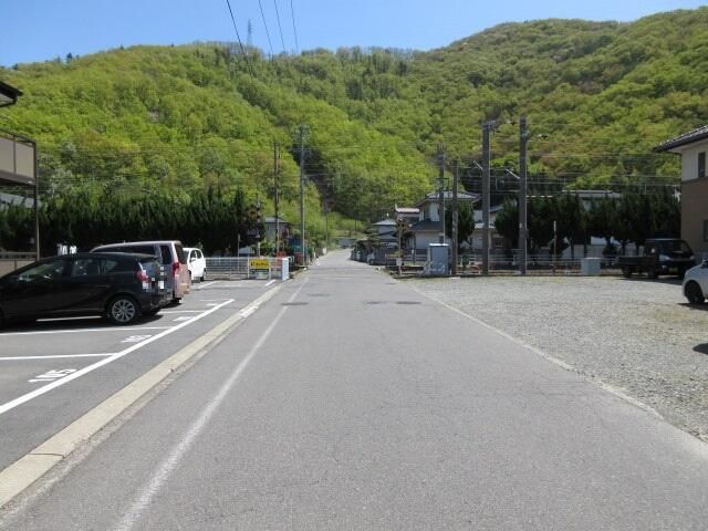 近くに施設あり