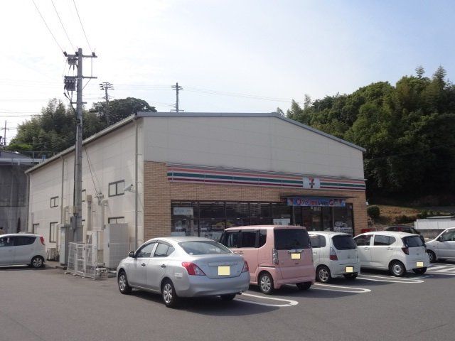 セブンイレブン大分大学前店まで800m