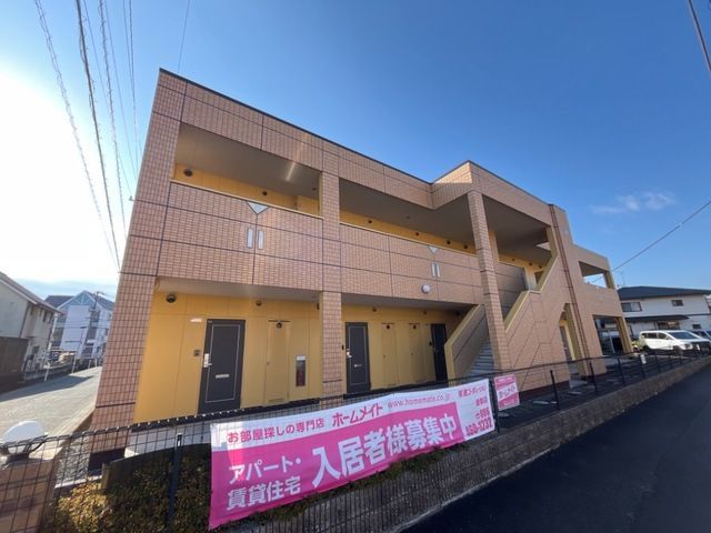 ルミエール ラパンの外観画像