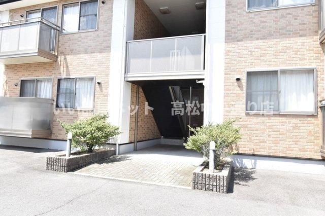 リースランド中府 Bの外観画像