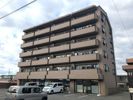 エシャンジゥル松山の外観