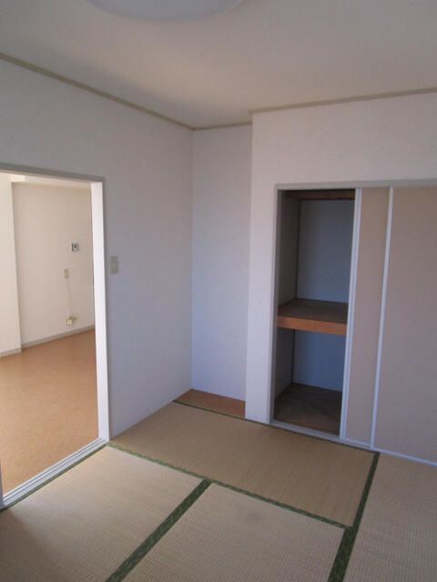 ベッドルーム