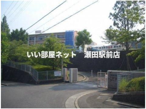 大津市立仰木中学校(中学校)まで1800m