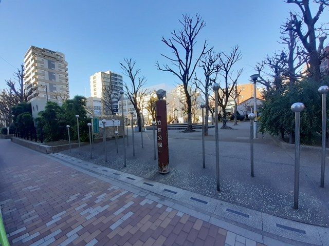 近くに施設あり