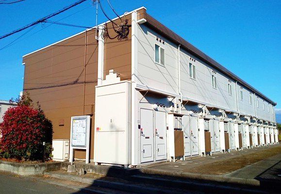 レオパレスユキコーポ77の外観画像