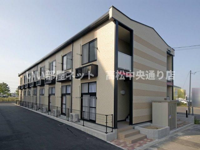 レオパレスアリナンの外観画像