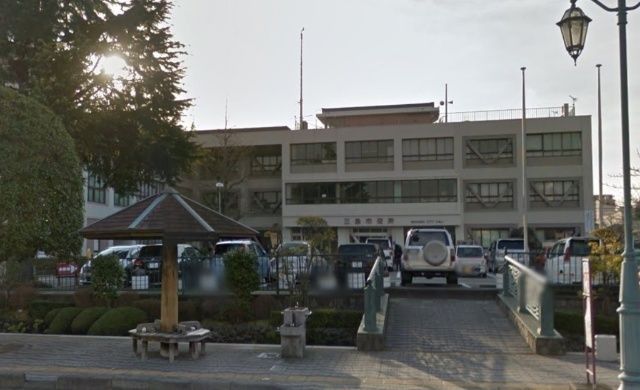 役所「三島市役所まで1846m」
