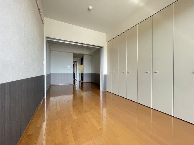 ベッドルーム