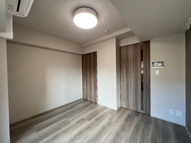 ベッドルーム