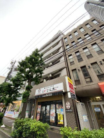 サンビルダー六甲駅前の外観画像