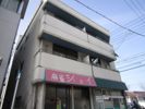 川上ビルの外観