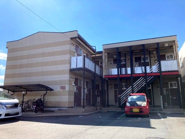 レオパレスエクレールの外観画像