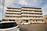協栄マンションの外観