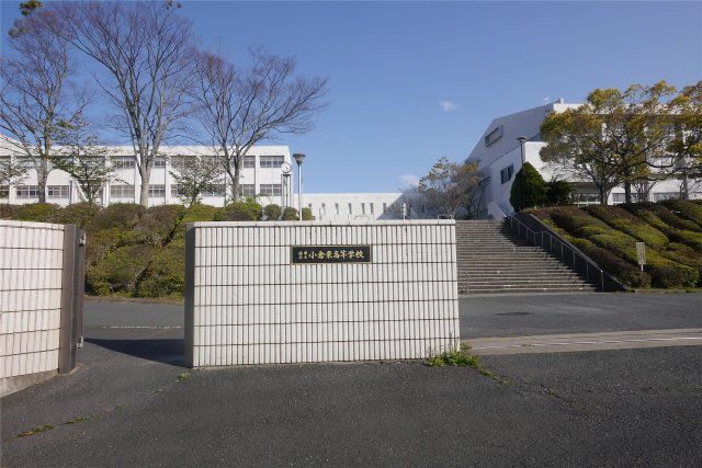 福岡県立小倉東高校(3050m)