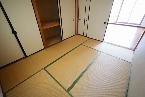 ベッドルーム