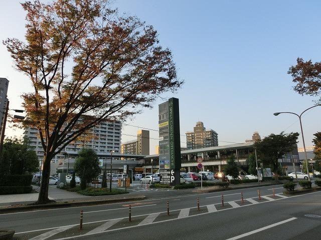 スピナマート大手町店(800m)
