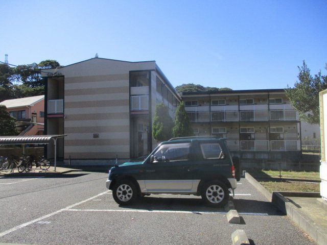 レオパレス春日の外観画像