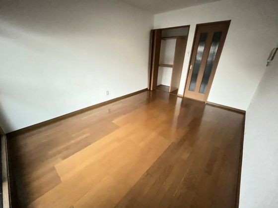 ベッドルーム