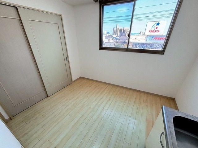 ベッドルーム