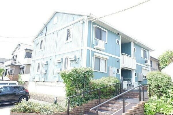 ロイヤルタウン C棟の外観画像