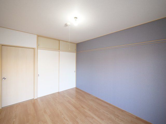 ベッドルーム