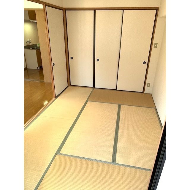 ベッドルーム