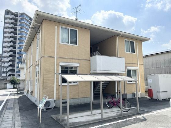 ベルナール サイ C棟の外観画像