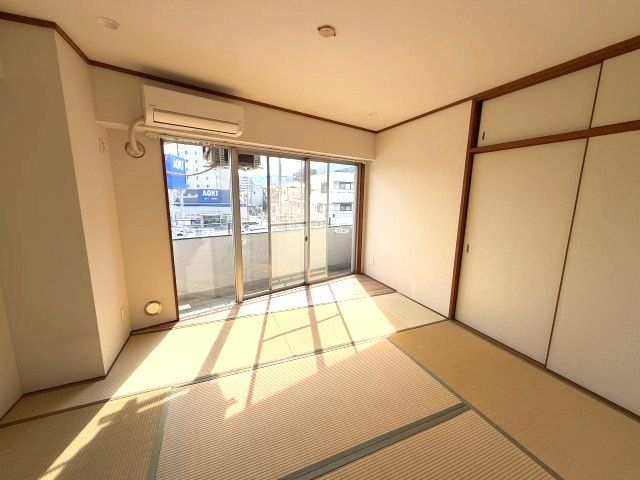 ベッドルーム